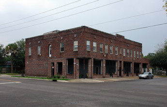 1043 Walnut St in Jacksonville, FL - Building Photo - Building Photo