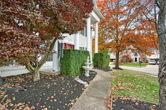 16938 Westridge Oaks Dr in Wildwood, MO - Building Photo - Building Photo