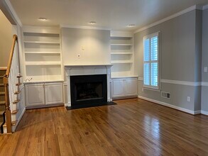 1196 Brookhaven Gln NE in Brookhaven, GA - Building Photo - Building Photo