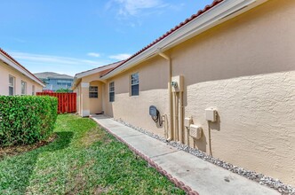3550 Stratton Ln in Boynton Beach, FL - Building Photo - Building Photo