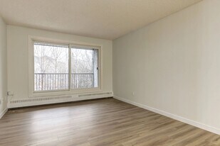 Cameron County in Edmonton, AB - Building Photo