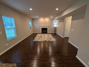 10452 Joyce Ct in Aurora, OH - Building Photo - Building Photo