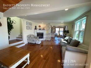 21 Stevens St in East Haven, CT - Building Photo - Building Photo