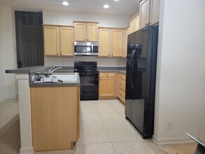 221 Victoria Commons Blvd in DeLand, FL - Building Photo - Building Photo
