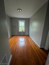 302 Princeton Ave in Jersey City, NJ - Building Photo - Building Photo