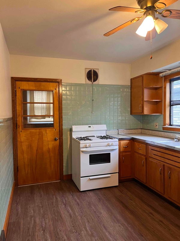 404 N 7th St, Unit B in Clarksburg, WV - Foto de edificio - Building Photo