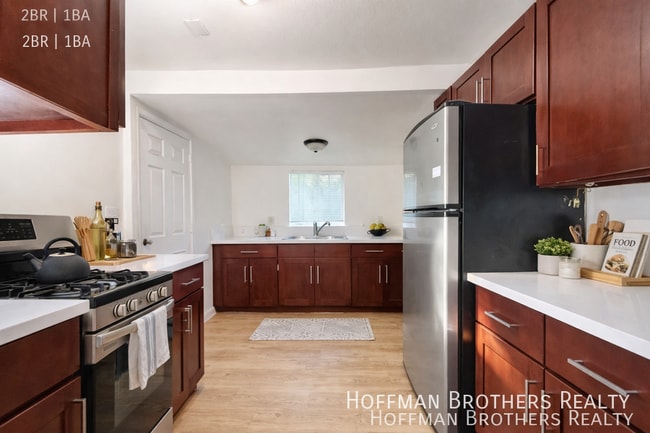 2741 S Orange Dr in Los Angeles, CA - Building Photo - Building Photo