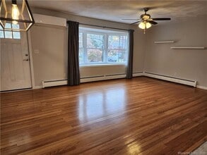 24 Savi Ave, Unit 1402 in Waterford, CT - Building Photo - Building Photo