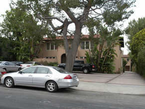 1806 N Harvard Blvd in Los Angeles, CA - Building Photo - Building Photo