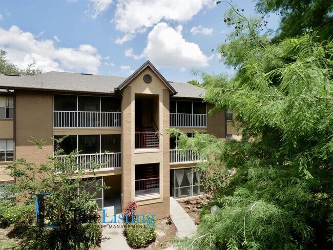 637 Buoy Ln in Altamonte Springs, FL - Foto de edificio - Building Photo