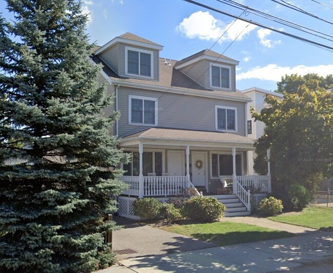 property at 86 Chapel St