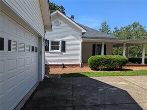 1404 Peachtree Pkwy in Cumming, GA - Building Photo - Building Photo