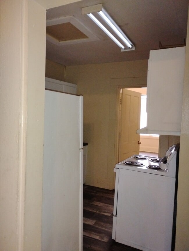 property at 822 Edwards St