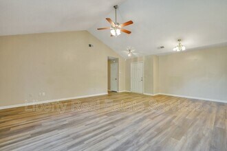 1501 Woodcrest Cir in Hinesville, GA - Building Photo - Building Photo