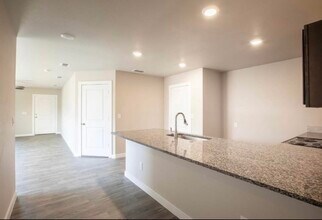 14403 Avenue X in Lubbock, TX - Building Photo - Building Photo