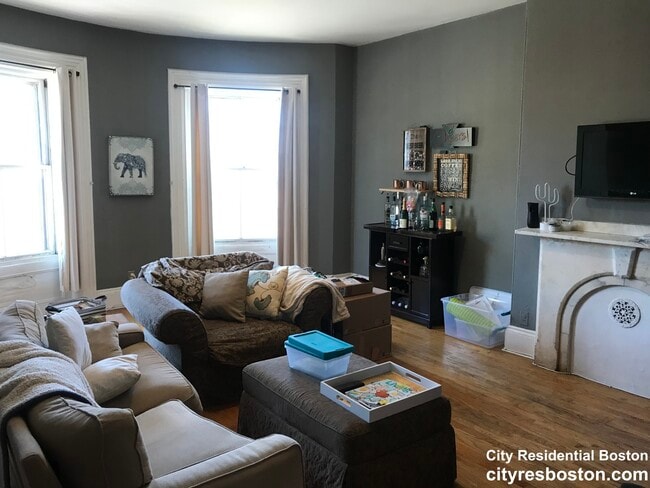 515 Massachusetts Ave, Unit 2 in Boston, MA - Building Photo - Building Photo