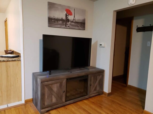 4621 Elm Ct, Unit Full Property in Denver, CO - Foto de edificio - Building Photo