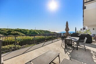 235 Avenida Lobeiro in San Clemente, CA - Building Photo - Building Photo