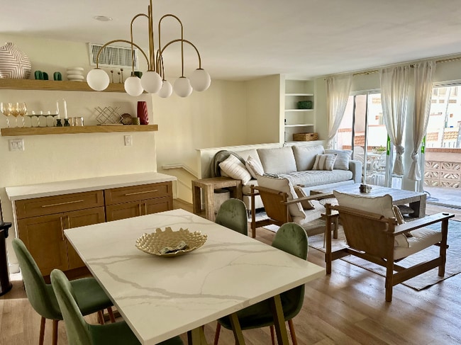 property at 112 E Coronado Dr