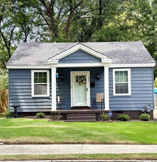 property at 409 Josephine St