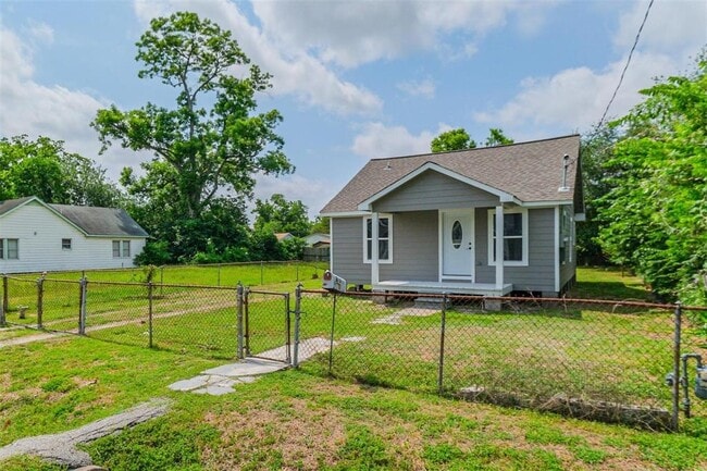 property at 3108 Memel St