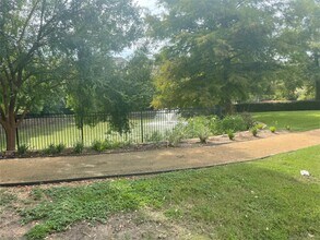 9127 Harbor Hills Dr in Houston, TX - Building Photo - Building Photo