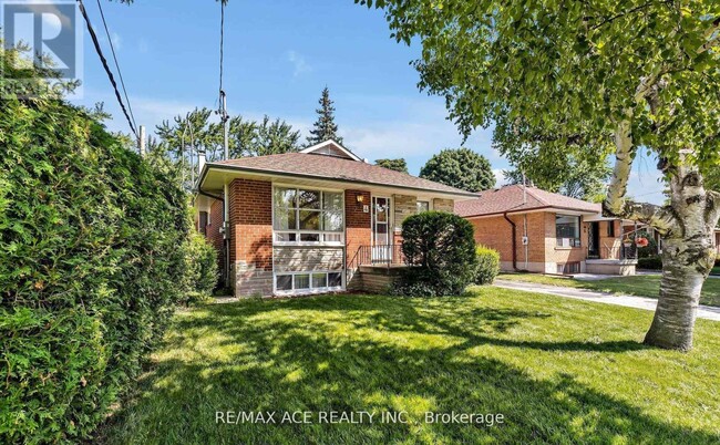 property at 4 Annaree Dr