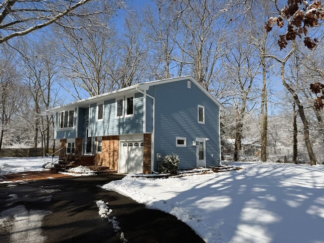 property at 37 South Ln