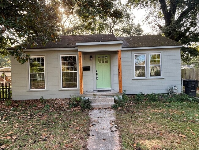 159 Pennsylvania Ave