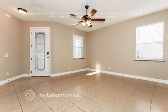 27036 Stillbrook Dr in Wesley Chapel, FL - Foto de edificio - Building Photo