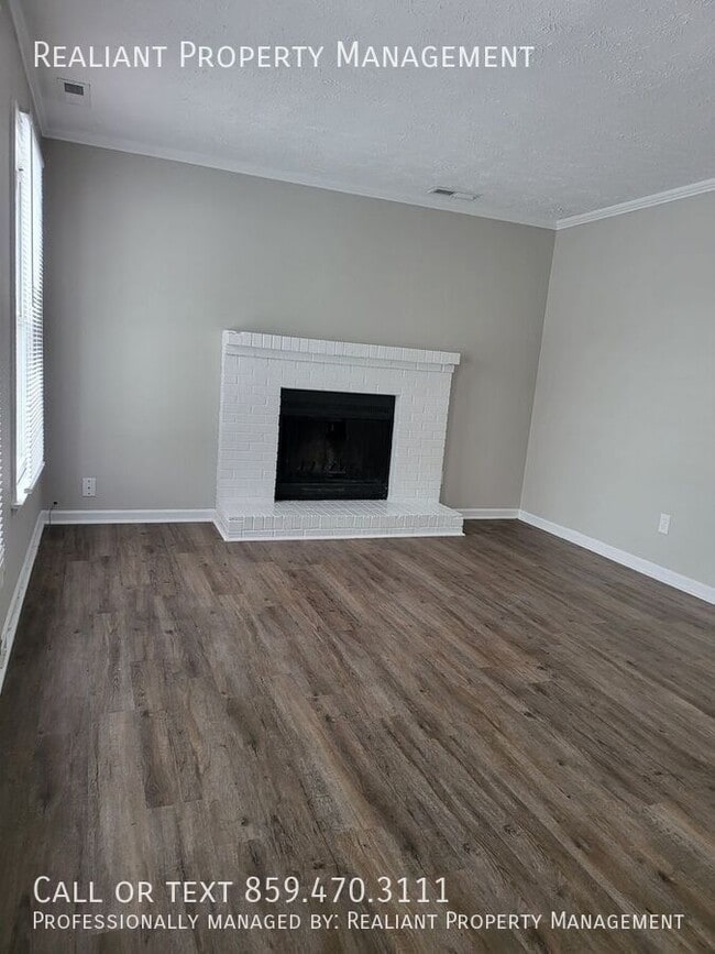 3107 Glenridge Cir in Lexington, KY - Building Photo - Building Photo