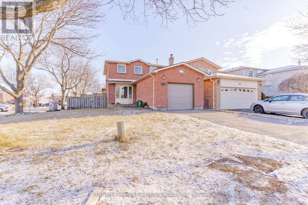 164 Daniels Crescent in Ajax, ON - Building Photo