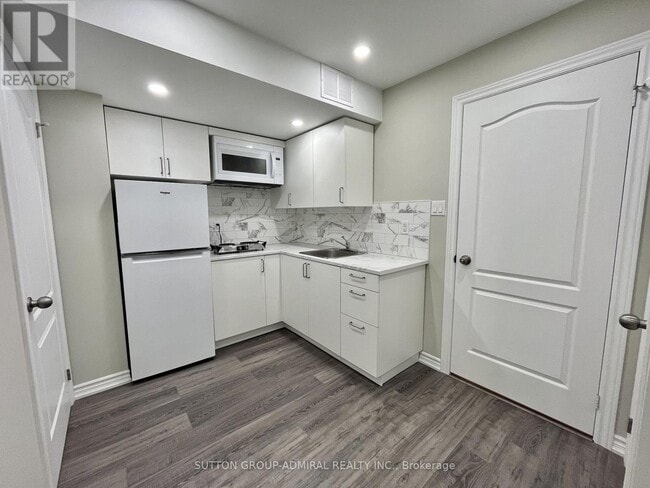 53 Matthewson Ave in Bradford West Gwillimbury, ON - Building Photo - Building Photo