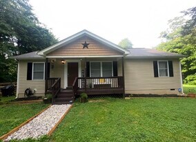 123 Jacoby Rd in Louisa, VA - Building Photo