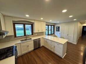 23362 N Apple Hill Ln in Lincolnshire, IL - Building Photo - Building Photo