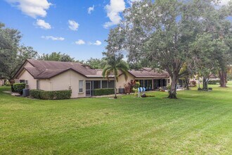 160 Ramblewood Cir in Royal Palm Beach, FL - Building Photo - Building Photo