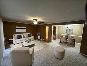 205 Woodside Dr in North Providence, RI - Building Photo - Building Photo