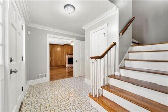 5100 Mt Vernon Way in Dunwoody, GA - Building Photo - Building Photo