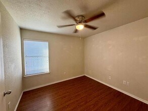 900 Timber Oaks Ln in Arlington, TX - Building Photo - Building Photo