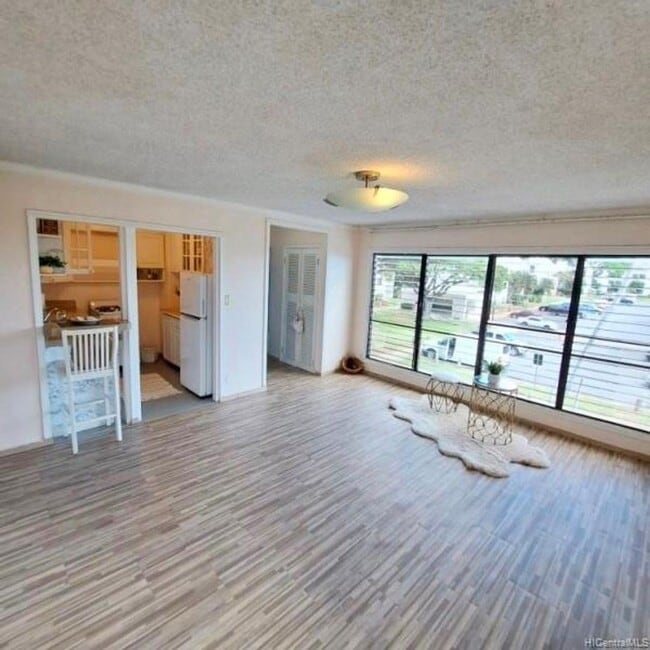87-118-118 Helelua St in Waianae, HI - Foto de edificio - Building Photo
