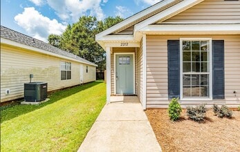 2212 Summer Crossing in Mobile, AL - Building Photo - Building Photo