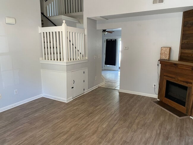 2928 Mayer House Ct in Charlotte, NC - Foto de edificio - Building Photo