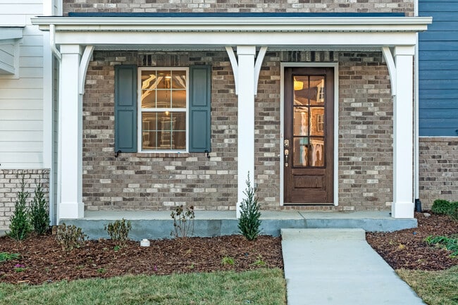 357 Hammock Ln in Spring Hill, TN - Building Photo - Building Photo