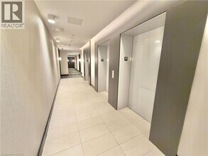 55 Duke St W in Kitchener, ON - Building Photo - Building Photo