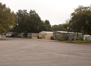 Stonegate in Austin, TX - Building Photo - Building Photo