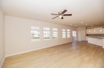 5974 Oak Br Cir in Maiden, NC - Building Photo - Building Photo