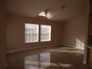 534 Vine St in El Centro, CA - Building Photo - Building Photo
