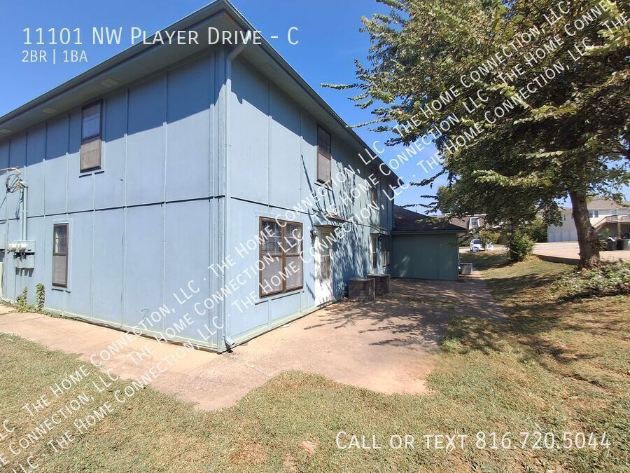 11101 NW Player Dr in Parkville, MO - Building Photo