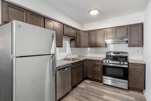 Madison Manor Apartments in Jenkintown, PA - Building Photo