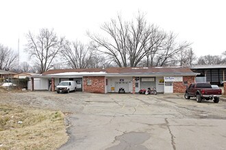 429-463 E Karsch Blvd in Farmington, MO - Building Photo - Building Photo